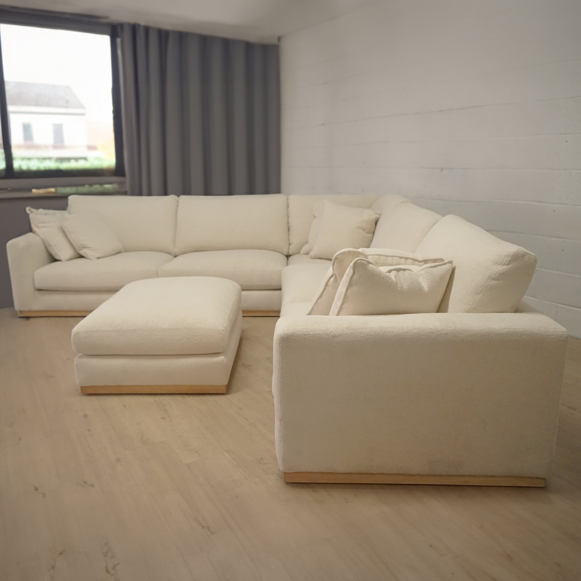 Nice Link 4-piece Fabric Sectional - Cream