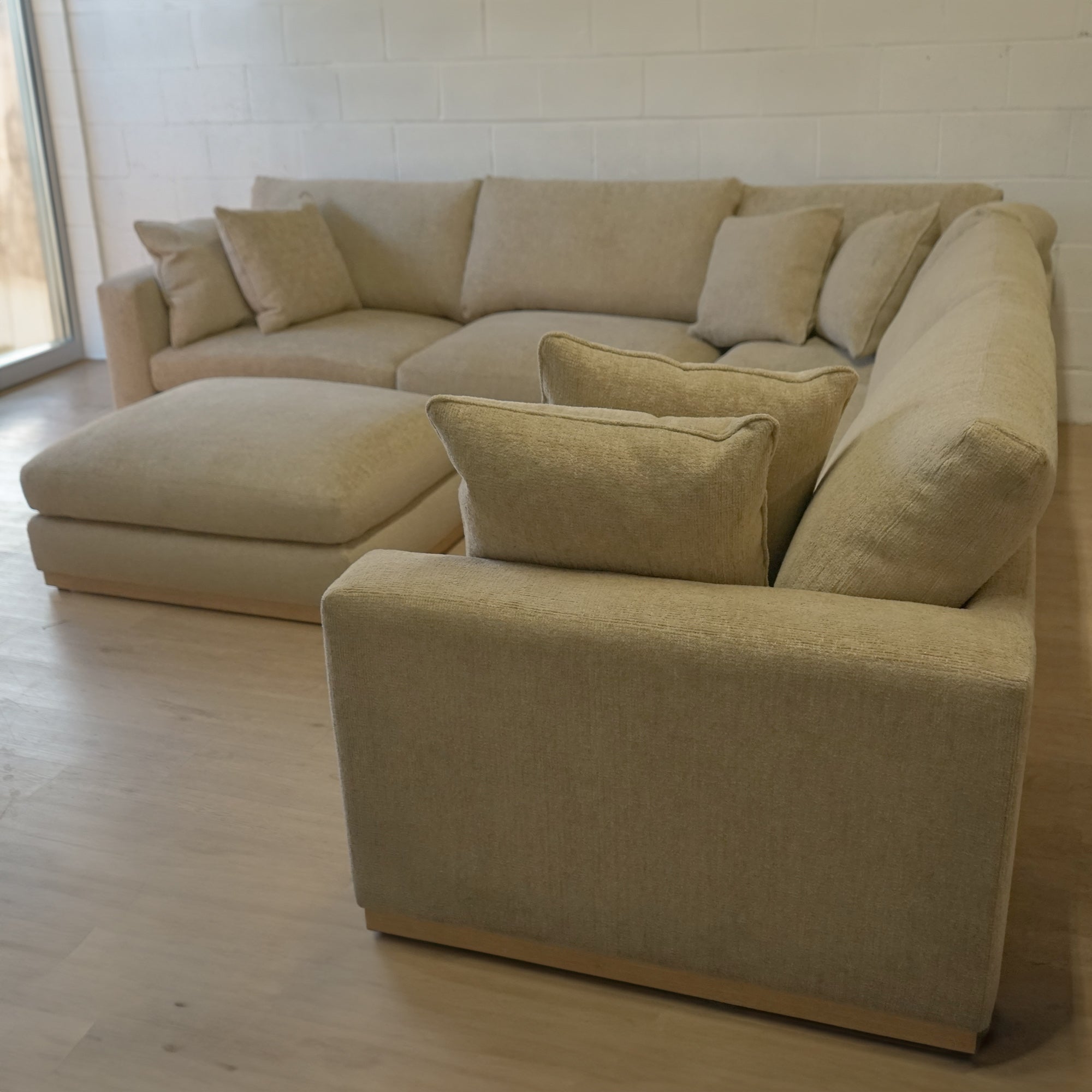 Nice Link 4-piece Fabric Sectional - Taupe